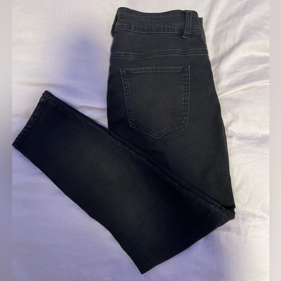 Angels - Black Skinny Jeans - Picture 2 of 9